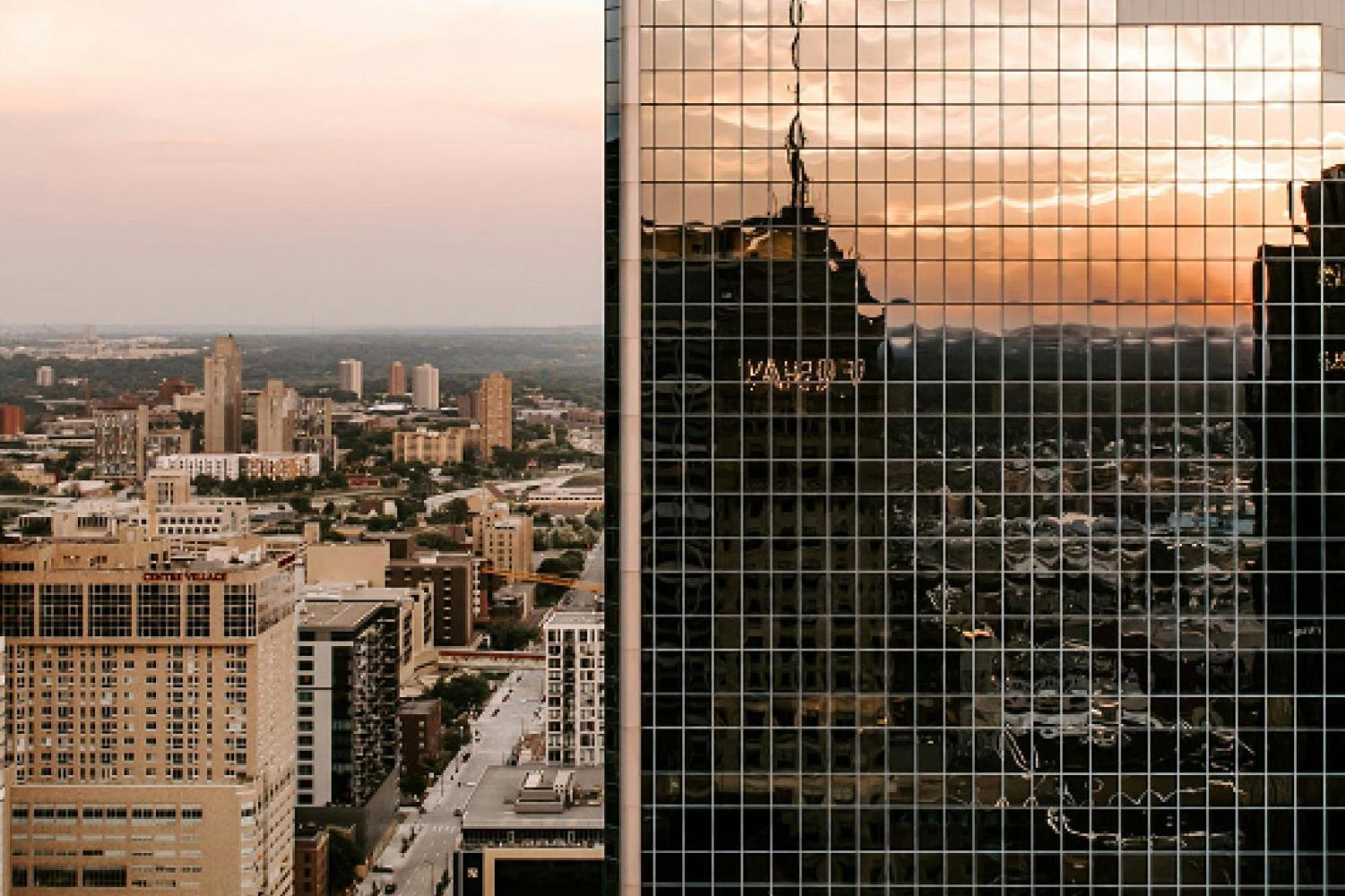 W Minneapolis - The Foshay Exteriér fotografie
